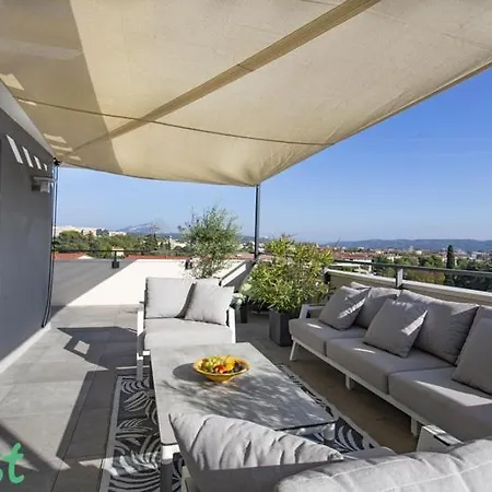 Modernite & Vue Sainte Victoire Apartment *